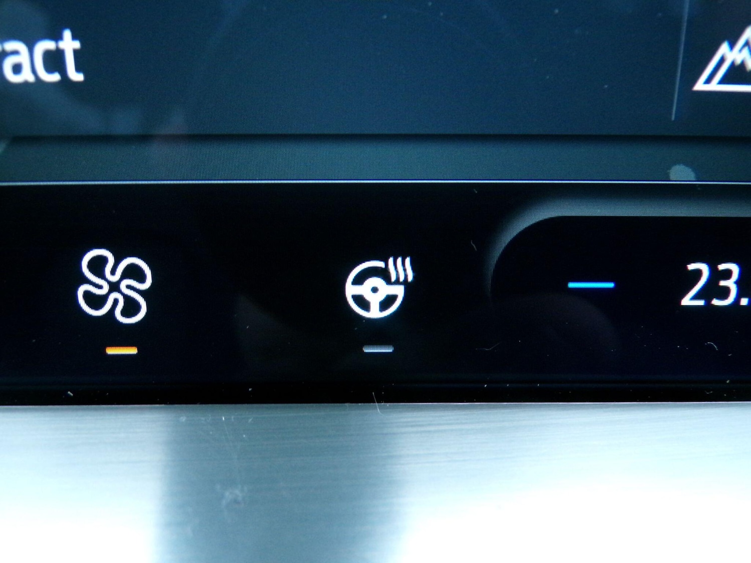 Used Ford Focus 2022 for sale - 76688532: Photo 11