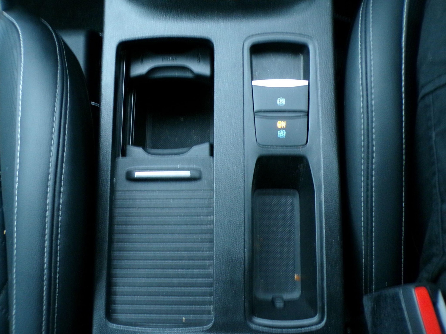 Used Ford Focus 2022 for sale - 76688532: Photo 32