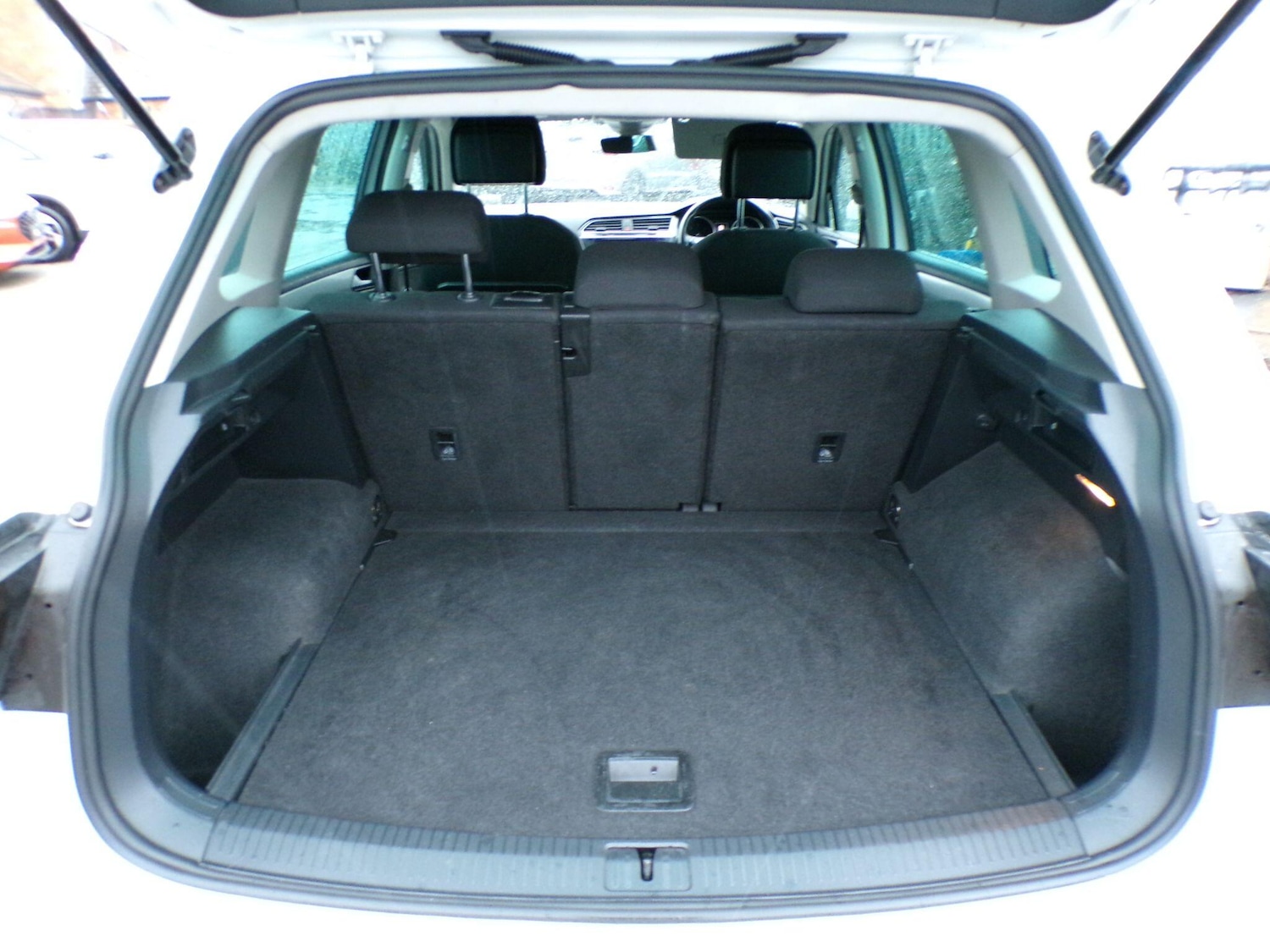 Used Volkswagen Tiguan 2019 for sale - 76585333: Photo 28