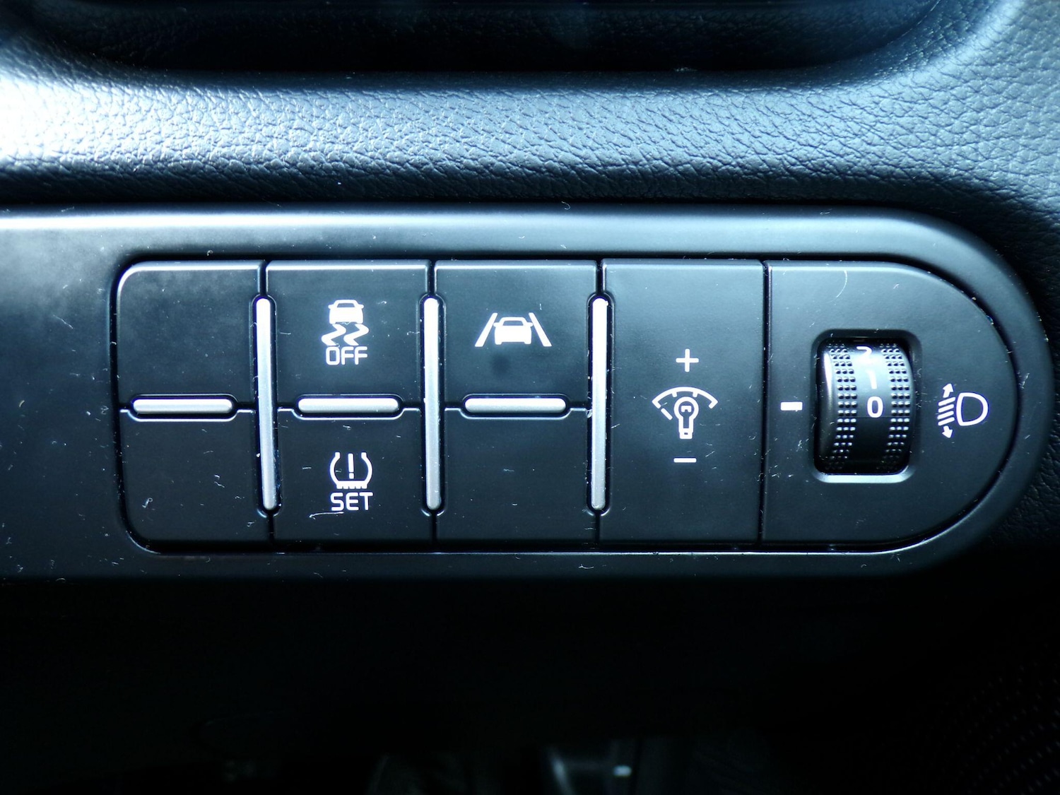 Used Kia XCeed 2023 for sale - 77645789: Photo 17