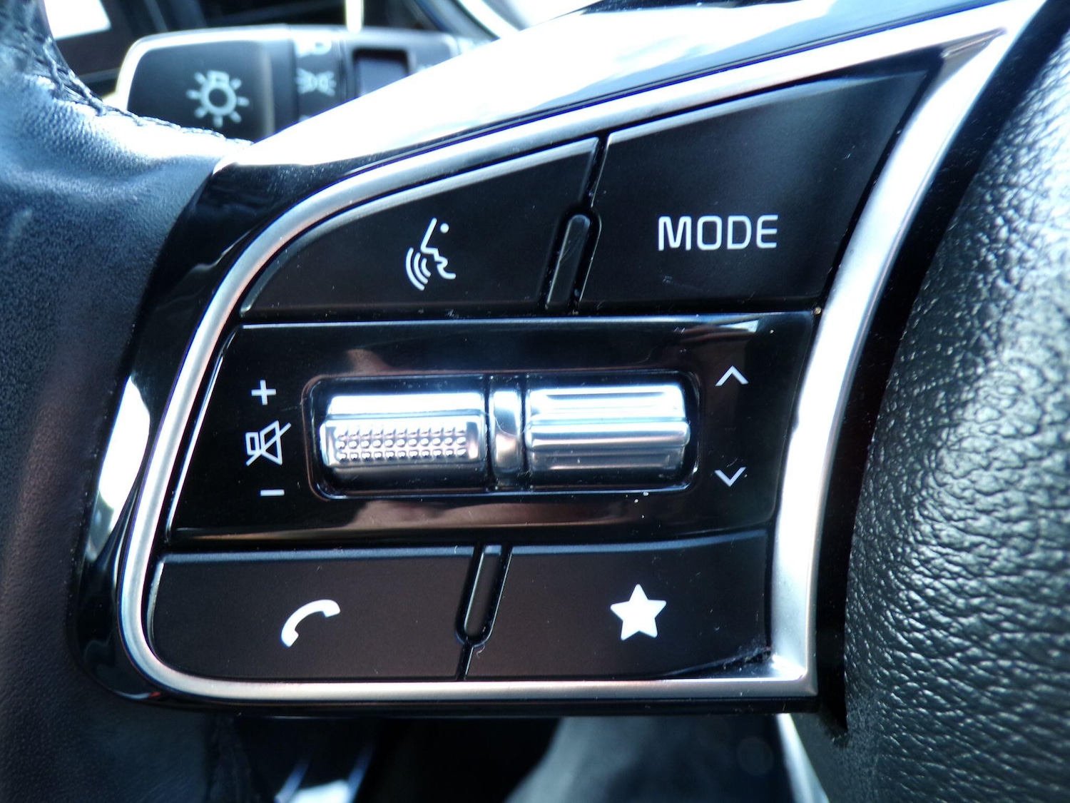 Used Kia XCeed 2023 for sale - 77645789: Photo 19