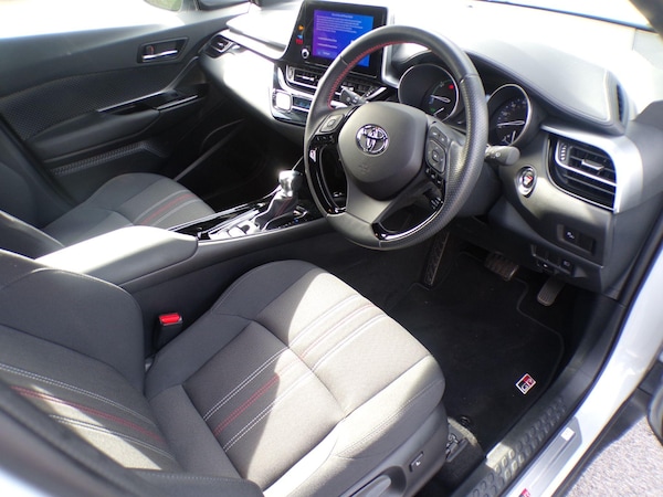 Used Toyota C-HR 2023 for sale - 76201135: Photo 10