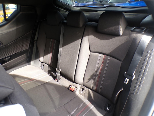 Used Toyota C-HR 2023 for sale - 76201135: Photo 15