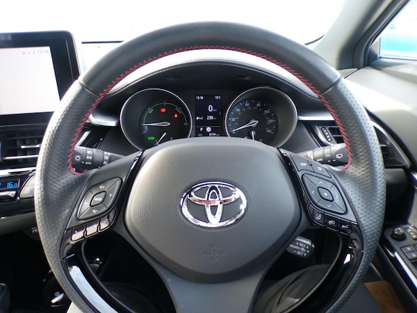 Used Toyota C-HR 2023 for sale - 76201135: Photo 24