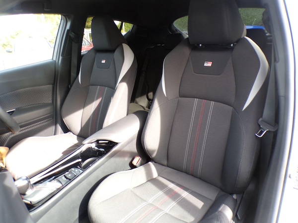 Used Toyota C-HR 2023 for sale - 76201135: Photo 26