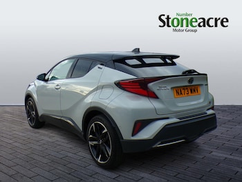 Used Toyota C-HR 2023 for sale - 76201135: Photo