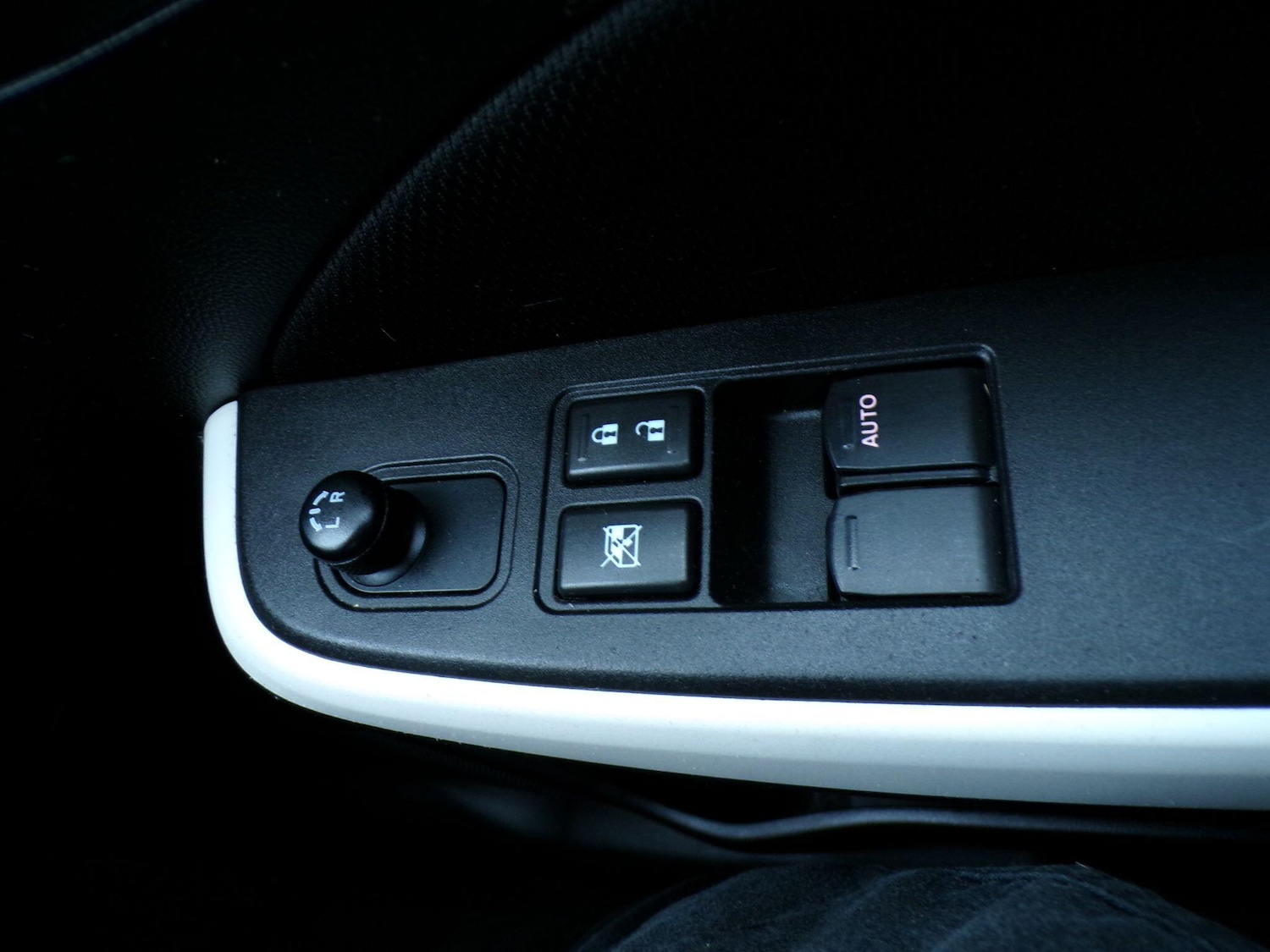 Used Suzuki Swift 2022 for sale - 77710228: Photo 17