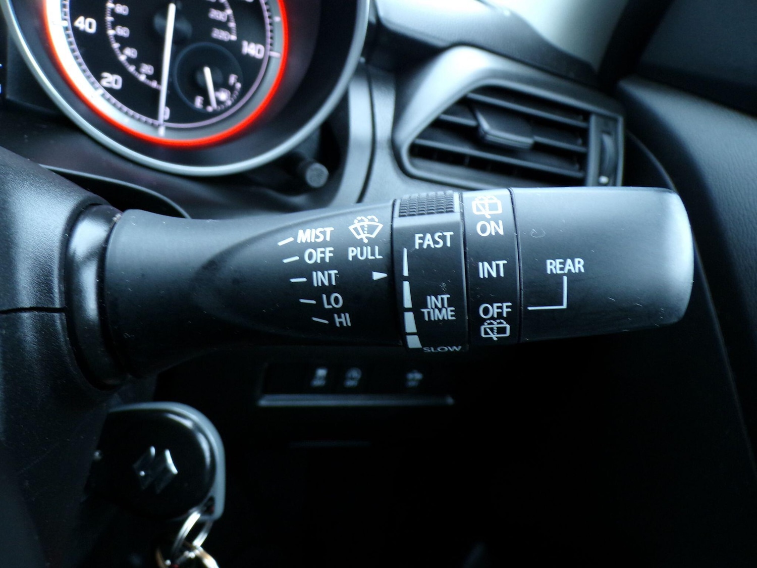 Used Suzuki Swift 2022 for sale - 77710228: Photo 21