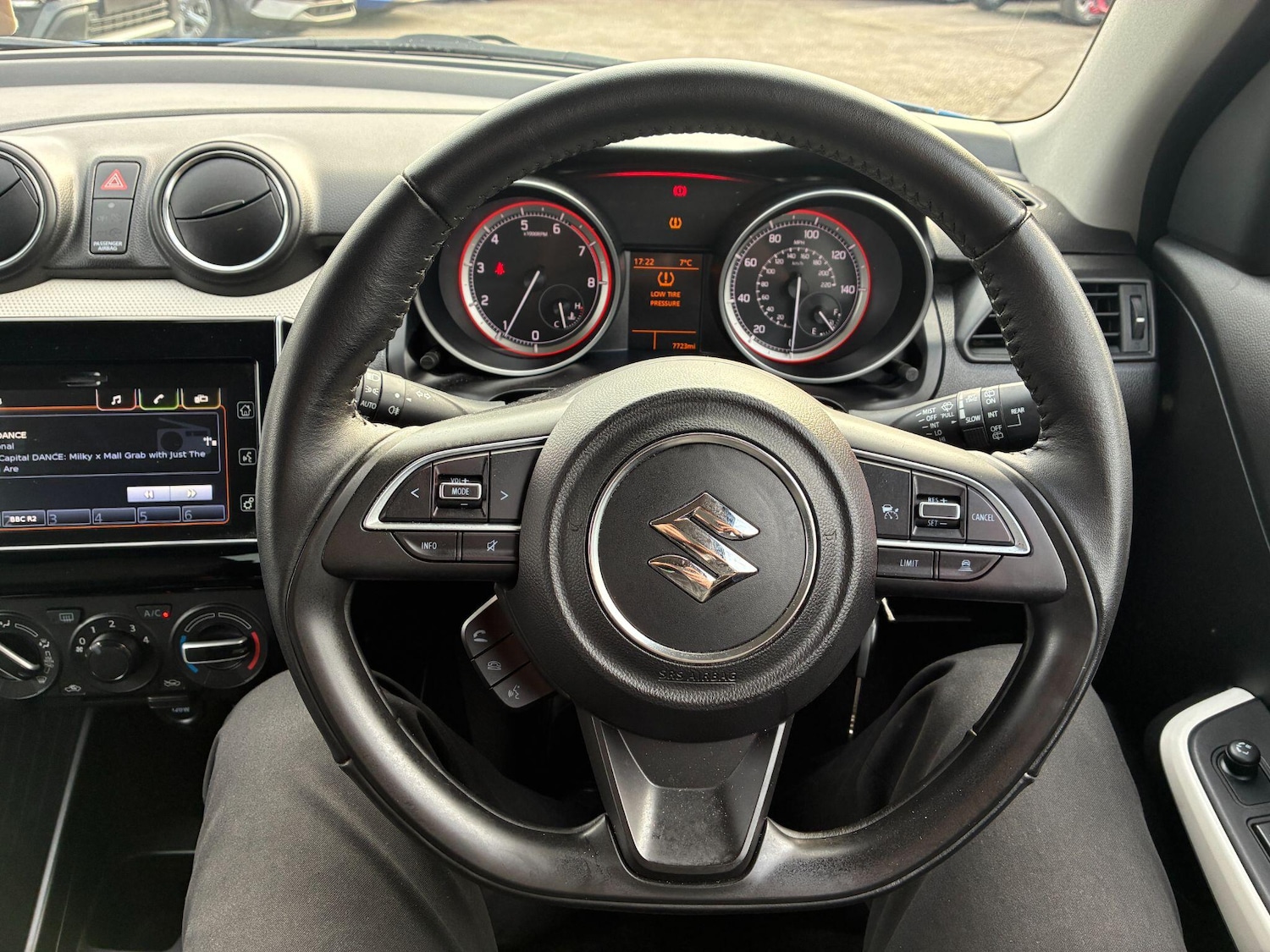 Used Suzuki Swift 2022 for sale - 78101066: Photo 17