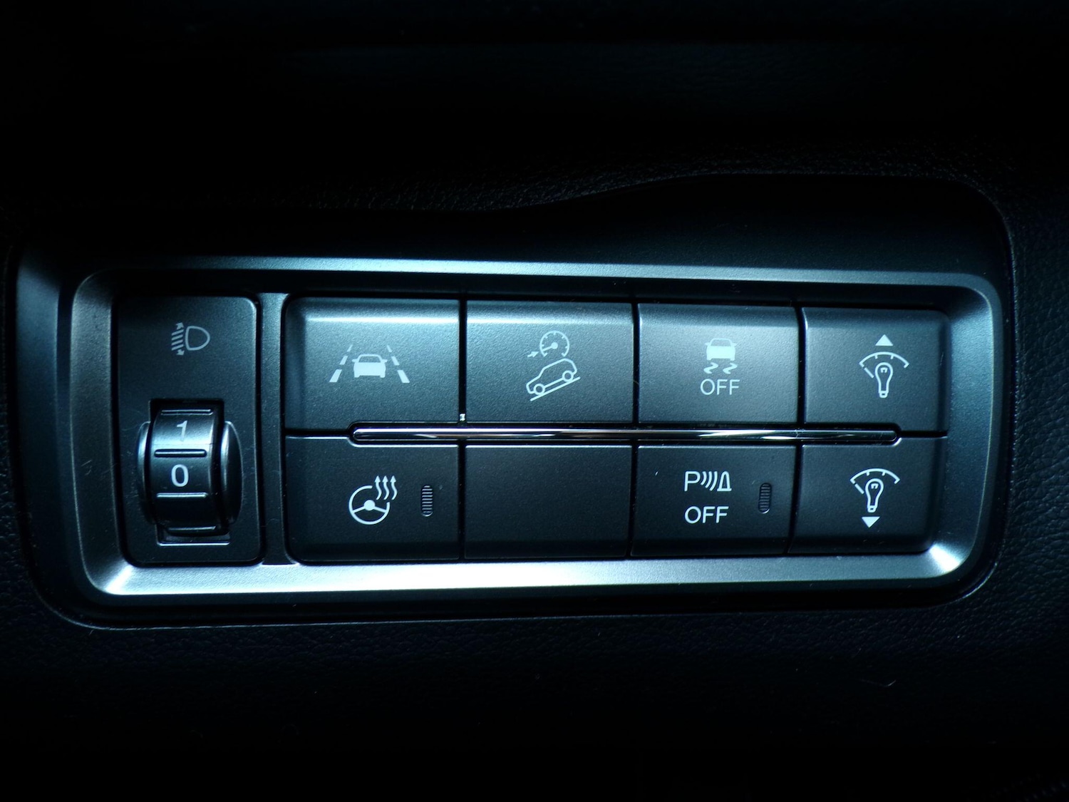 Used Ssangyong Tivoli for sale - 77709460: Photo 18