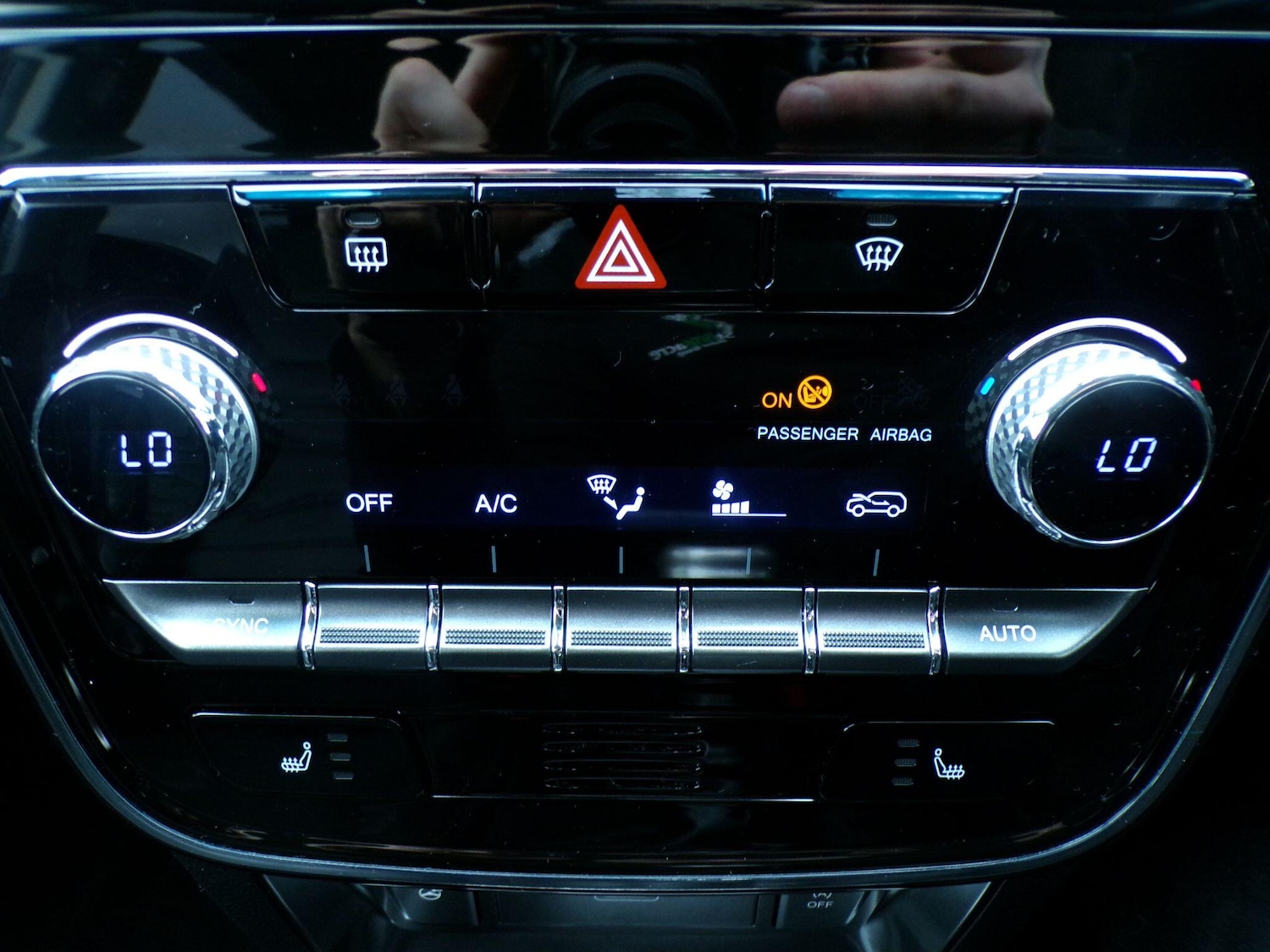 Used Ssangyong Tivoli for sale - 77709460: Photo 32