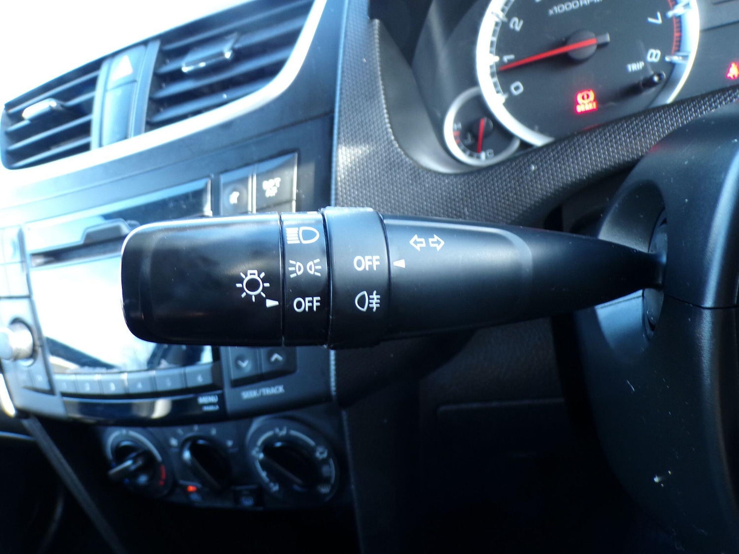 Used Suzuki Swift 2017 for sale - 77658094: Photo 15