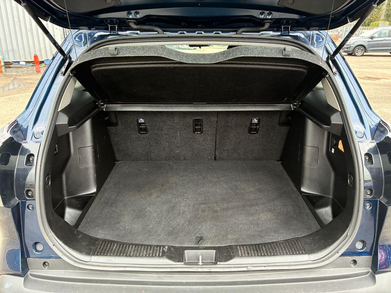 Used Suzuki SX4 S-Cross 2023 for sale - 78099924: Photo 9