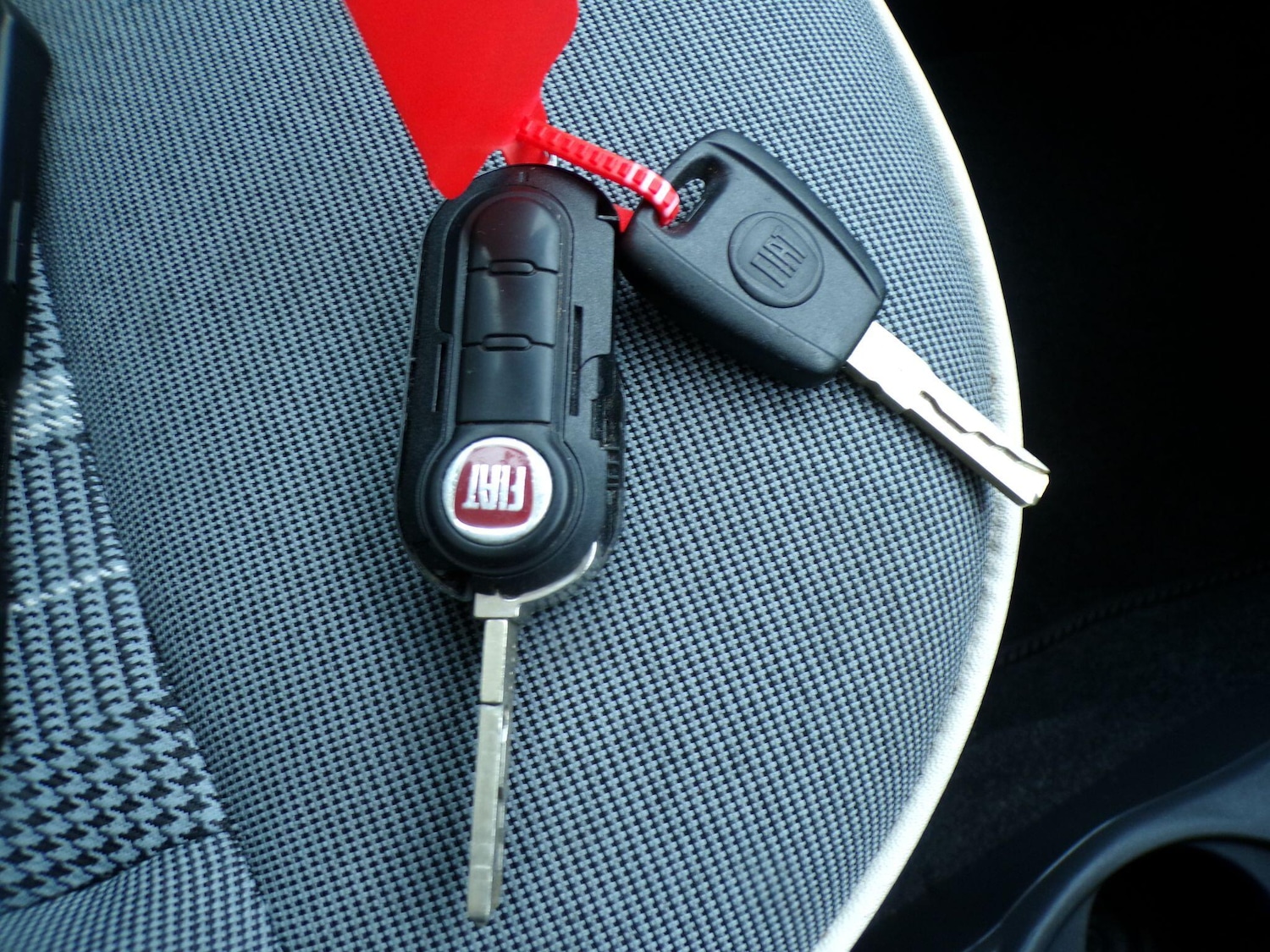 Used Fiat 500 2016 for sale - 77564765: Photo 17