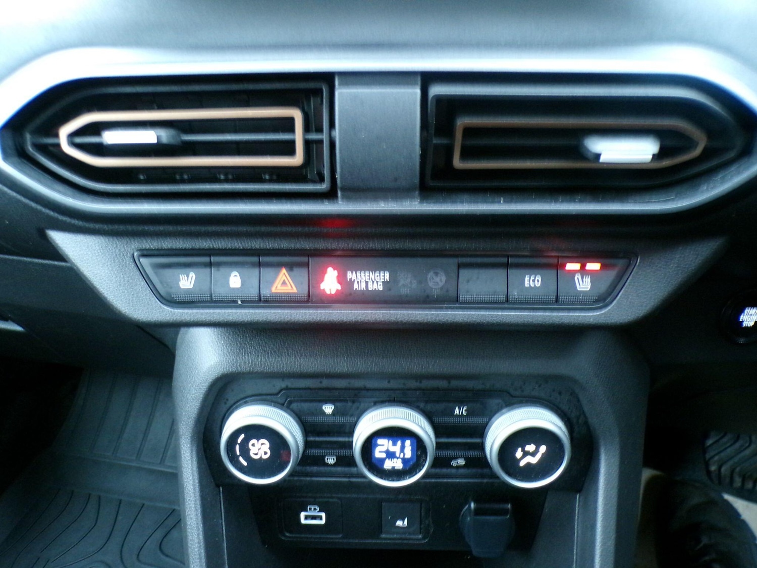 Used Dacia Jogger 2023 for sale - 77202728: Photo 34