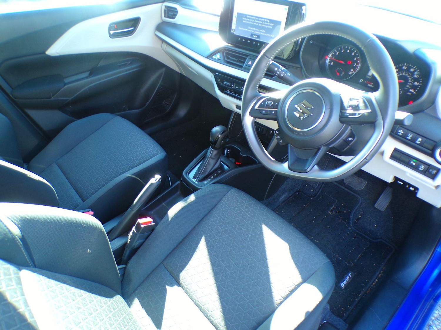 Used Suzuki Swift 2024 for sale - 77484582: Photo 25