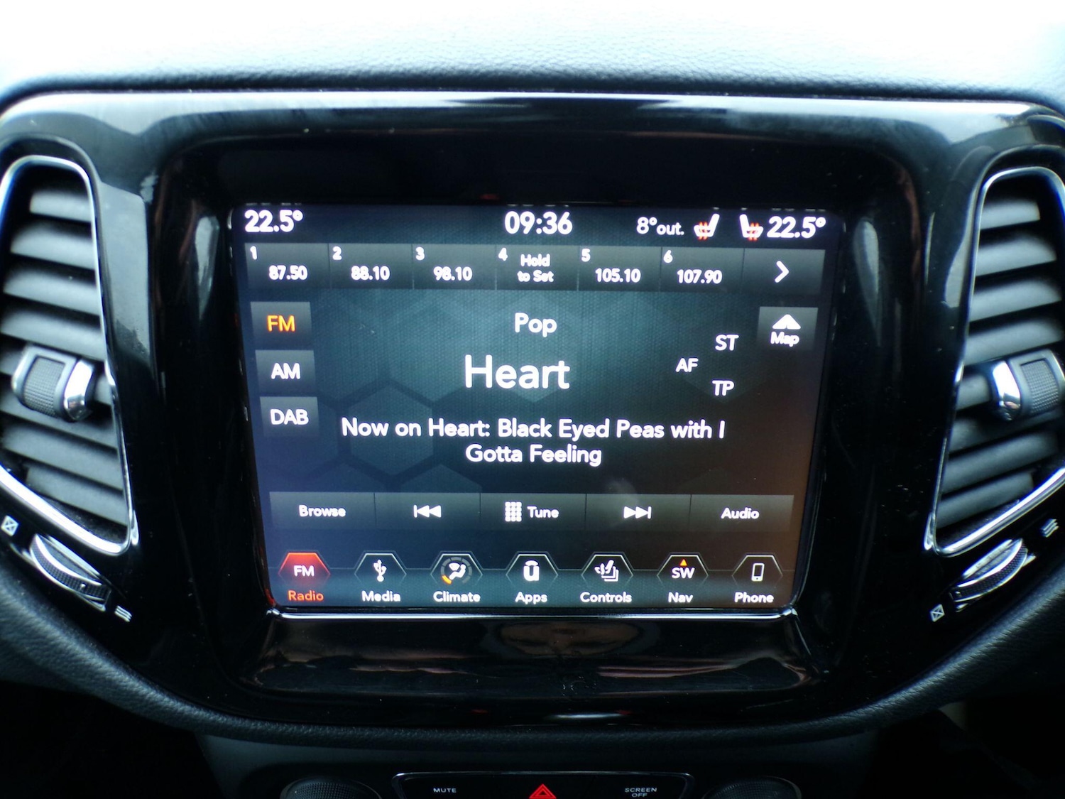 Used Jeep Compass 2020 for sale - 76561808: Photo 25