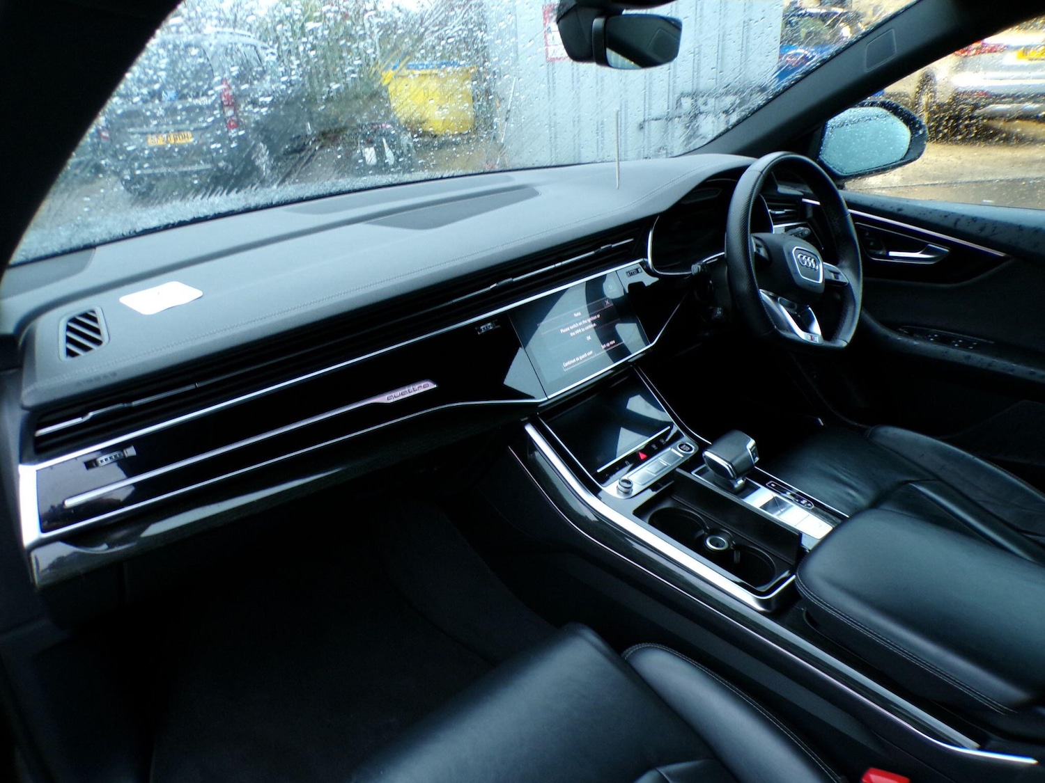 Used Audi Q8 2023 for sale - 76584111: Photo 10