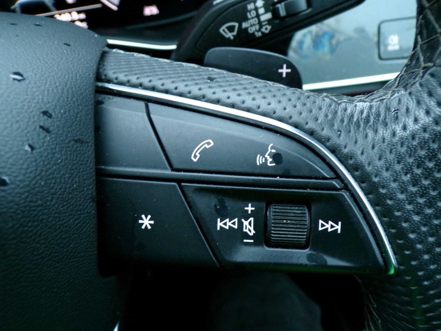 Used Audi Q8 2023 for sale - 76584111: Photo 16