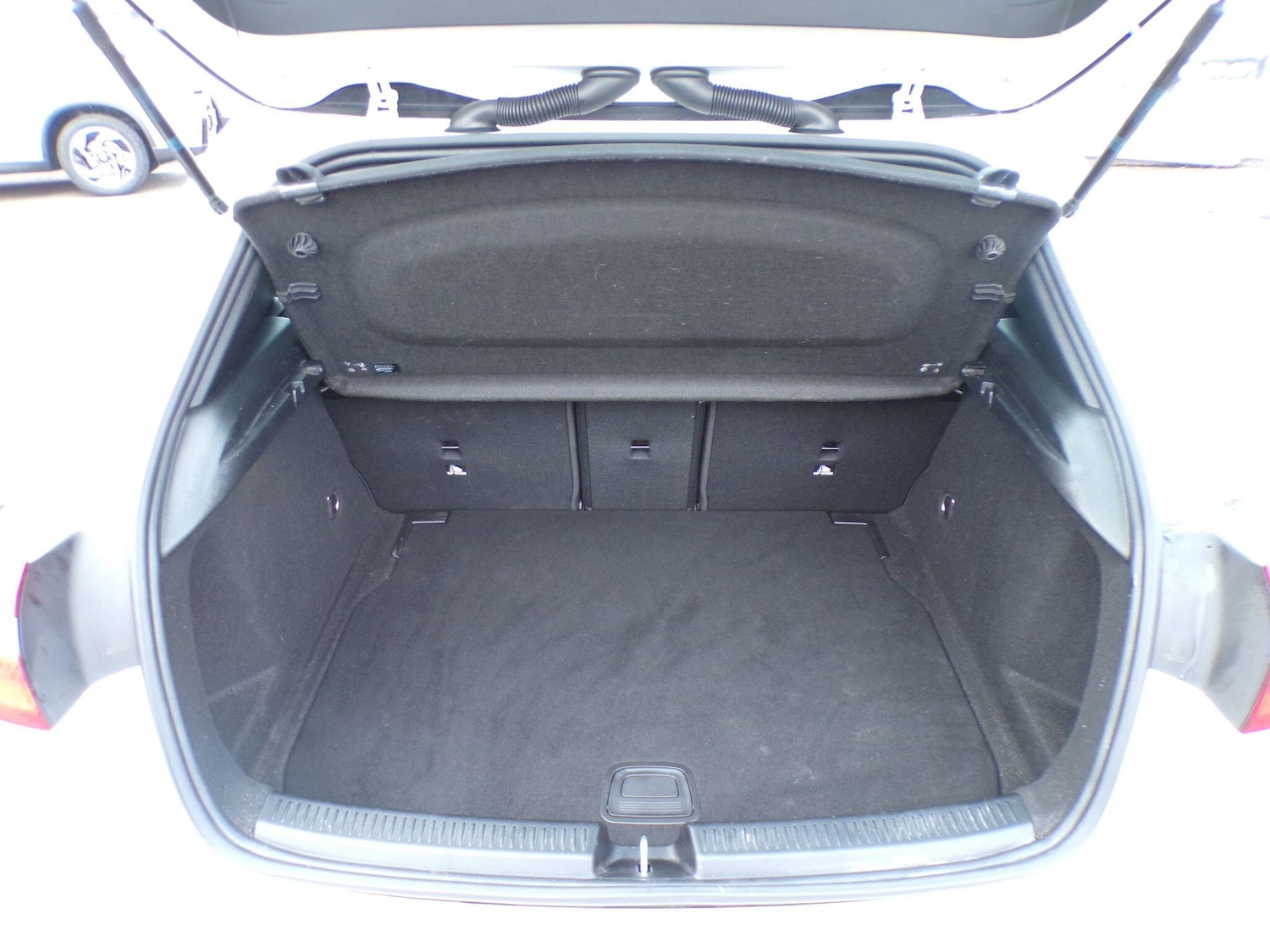 Used Mercedes-Benz A-Class 2020 for sale - 76825141: Photo 30