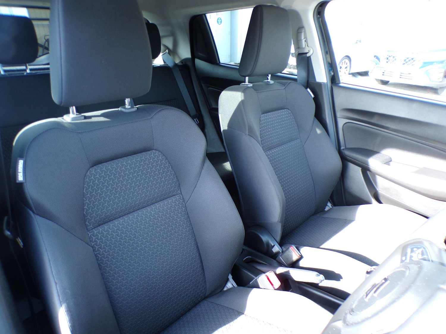 Used Suzuki Swift 2020 for sale - 77683405: Photo 13