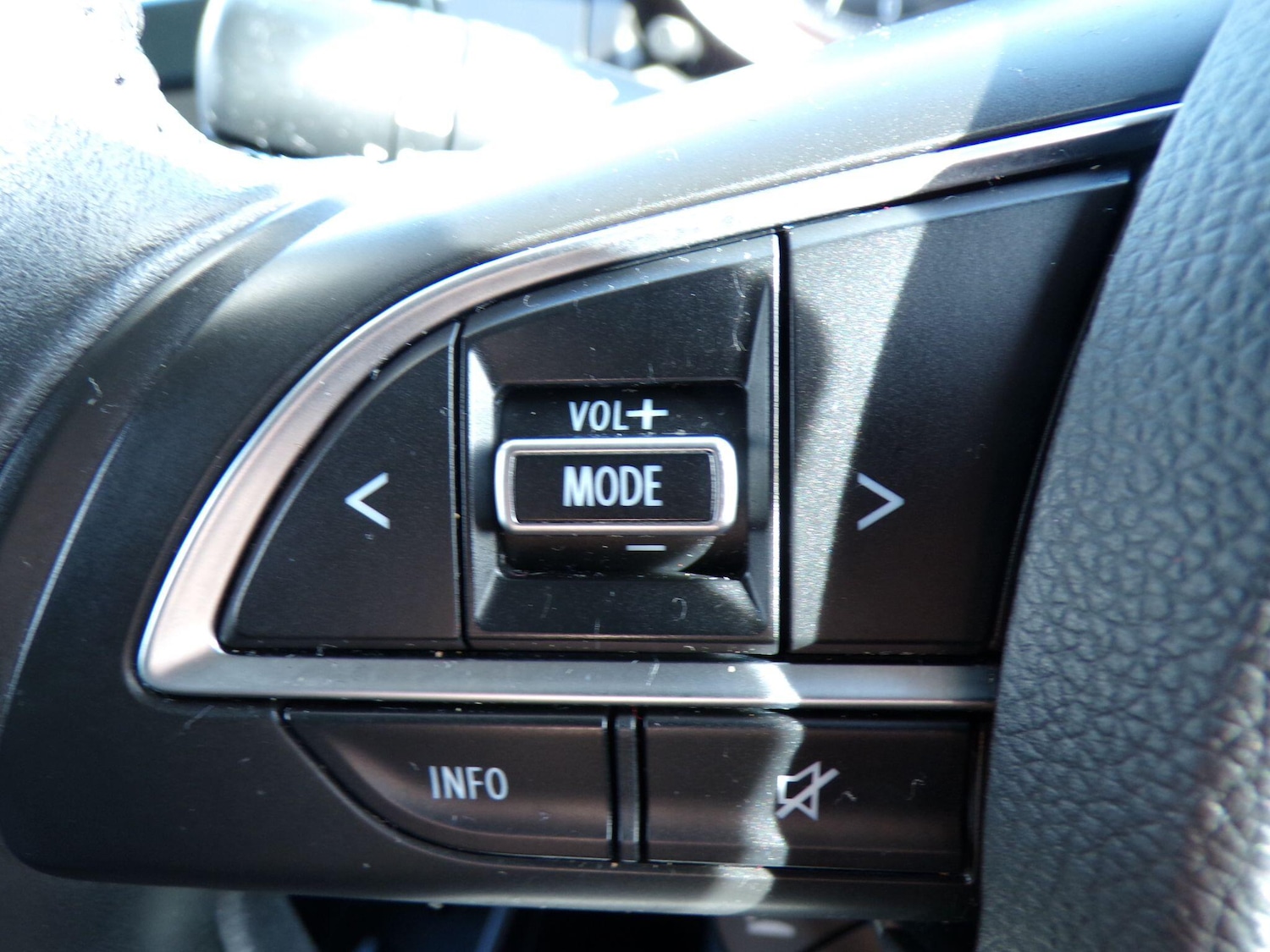 Used Suzuki Swift 2020 for sale - 77683405: Photo 19