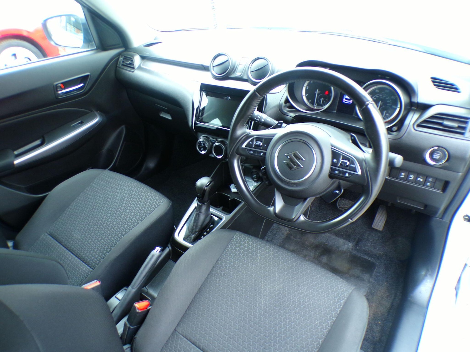 Used Suzuki Swift 2021 for sale - 76294453: Photo 9