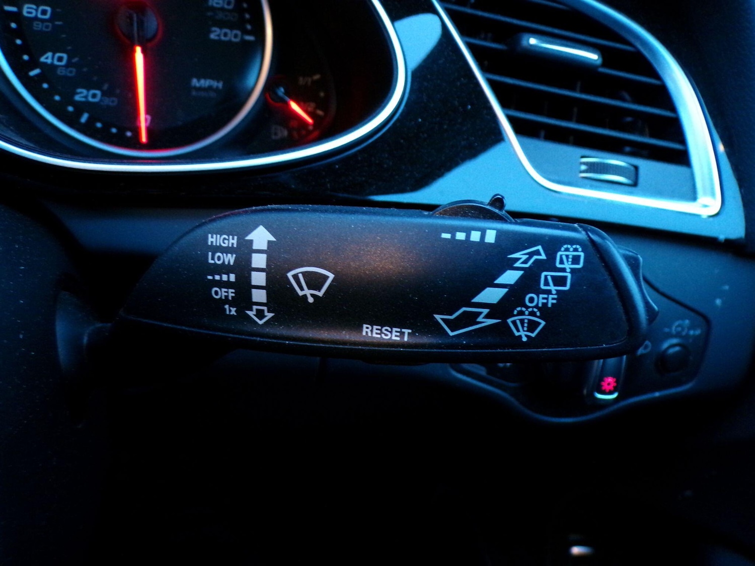 Used Audi RS4 2014 for sale - 76839357: Photo 32