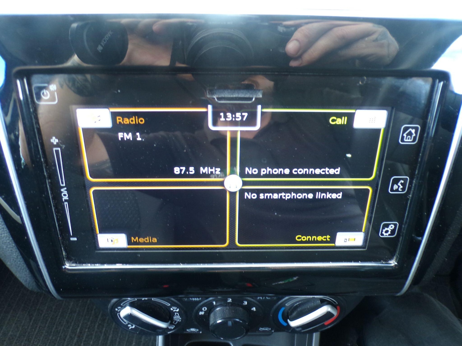 Used Suzuki Swift 2023 for sale - 76137922: Photo 24