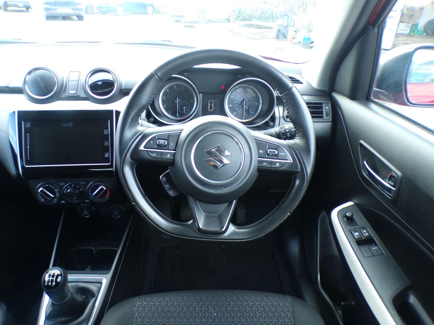 Used Suzuki Swift 2023 for sale - 76137922: Photo 28