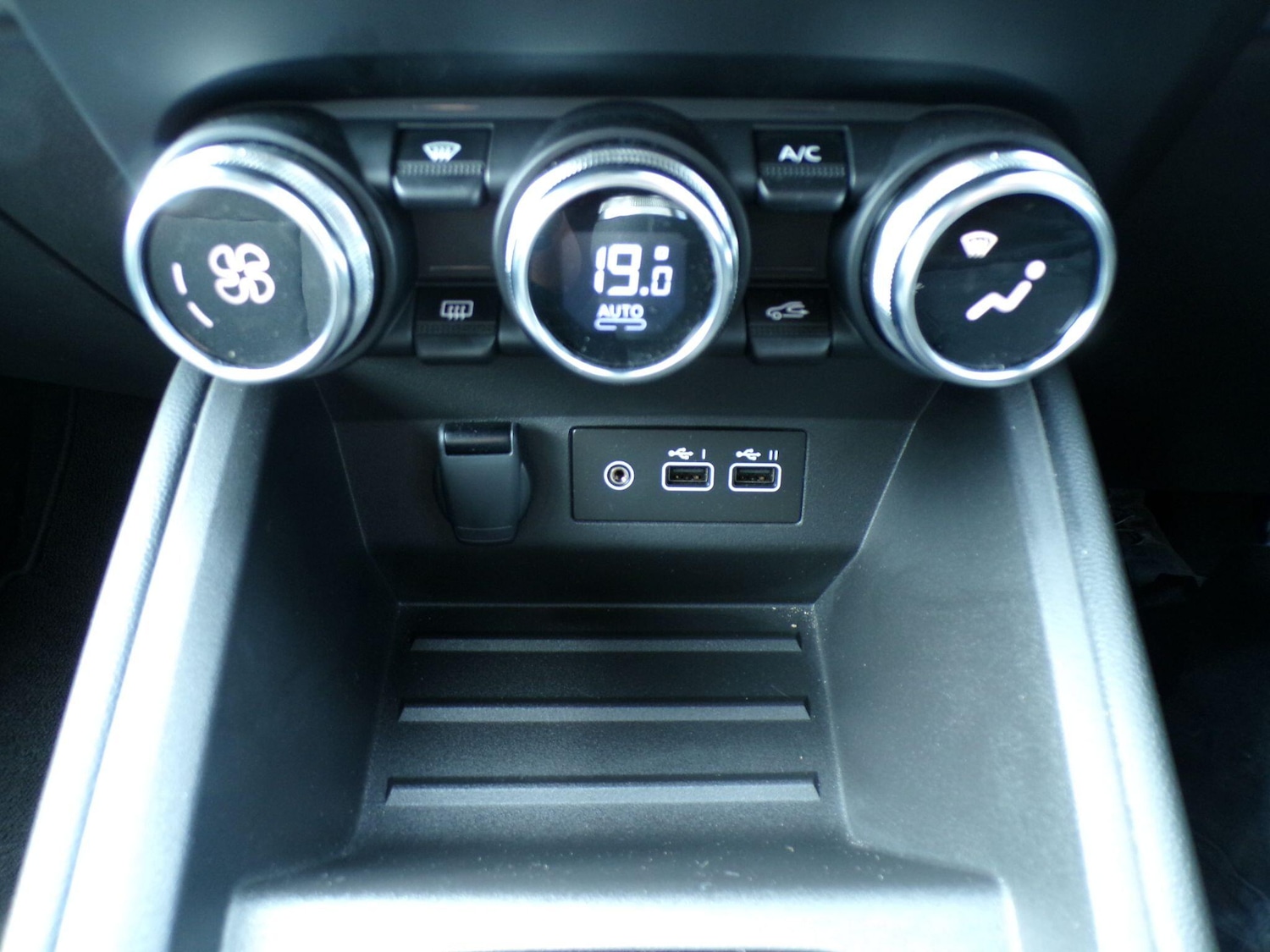 Used Renault Clio 2024 for sale - 77882521: Photo 15