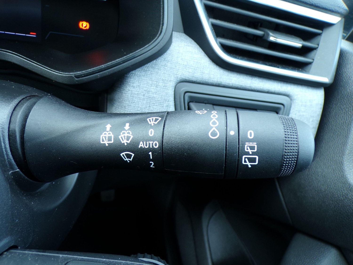 Used Renault Clio 2024 for sale - 77882521: Photo 20