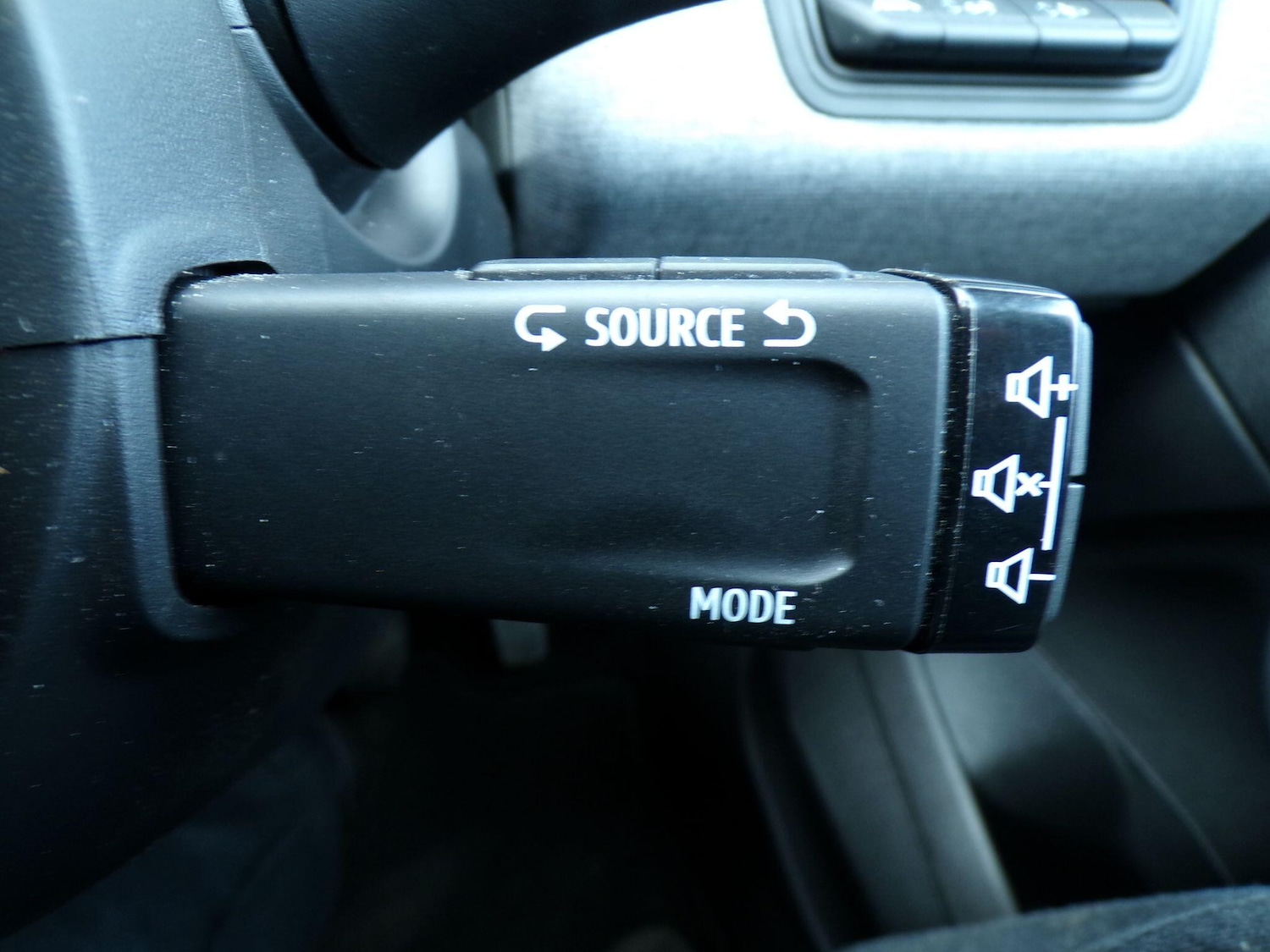 Used Renault Clio 2024 for sale - 77882521: Photo 21