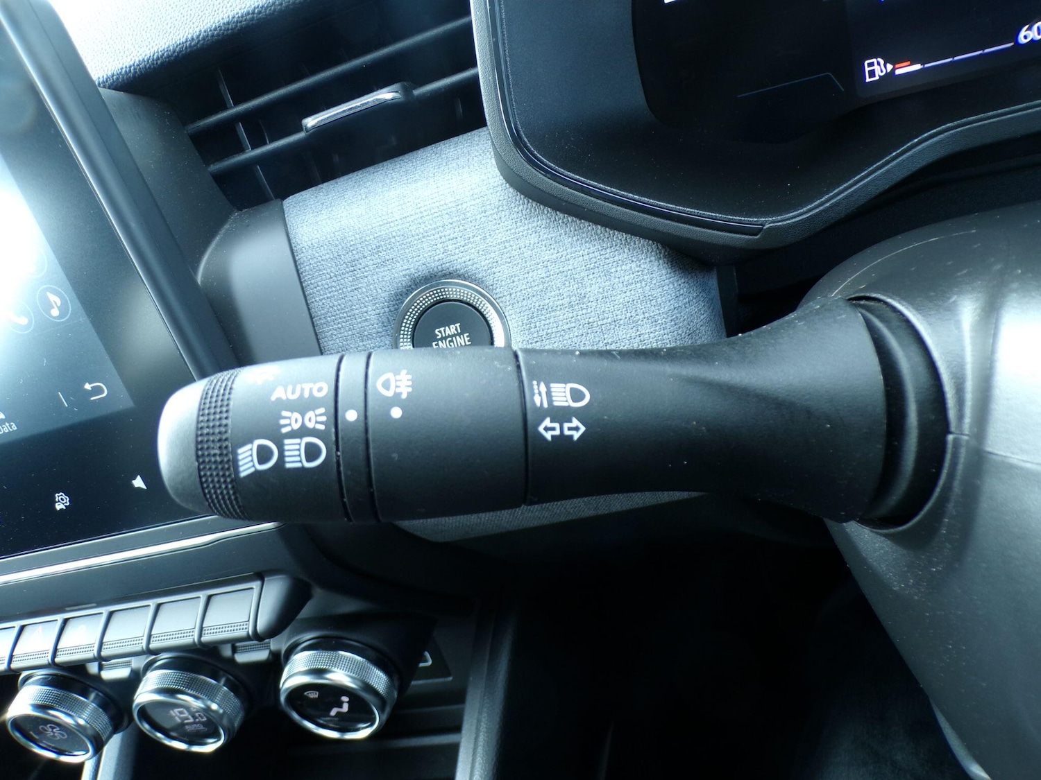 Used Renault Clio 2024 for sale - 77882521: Photo 22