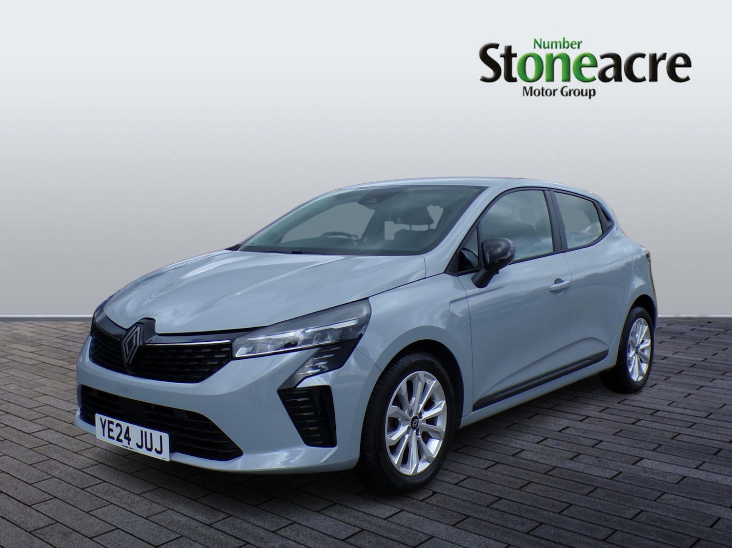 Used Renault Clio 2024 for sale - 77882521: Photo 3