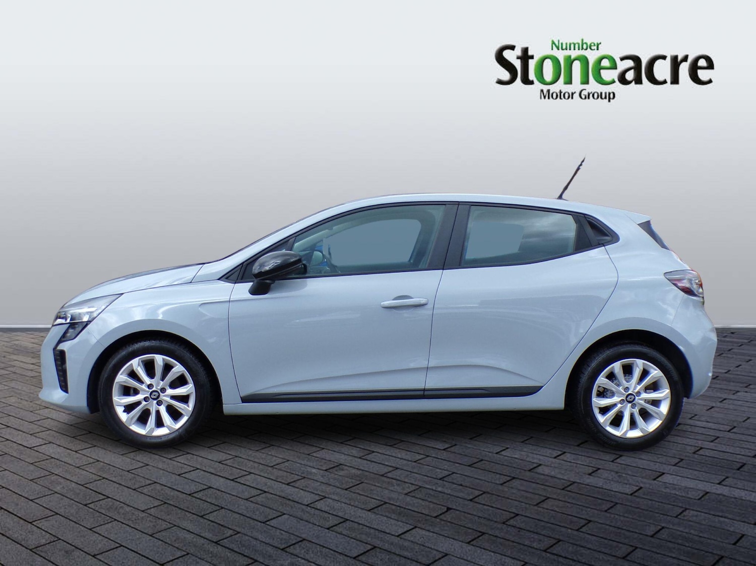 Used Renault Clio 2024 for sale - 77882521: Photo 5