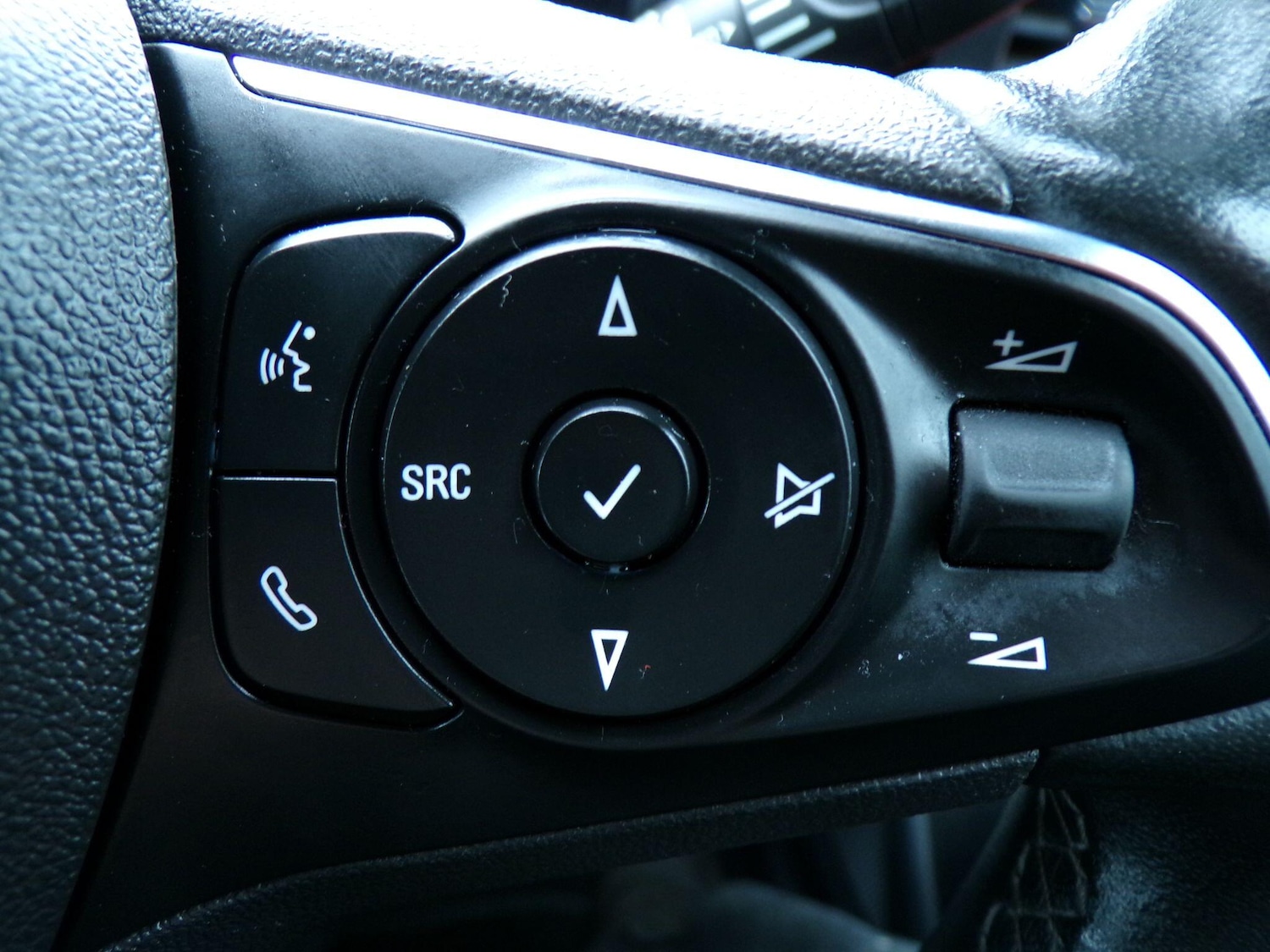 Used Vauxhall Mokka 2023 for sale - 77163023: Photo 21