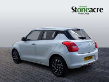 Used Suzuki Swift 2021 for sale - 75153871: Photo
