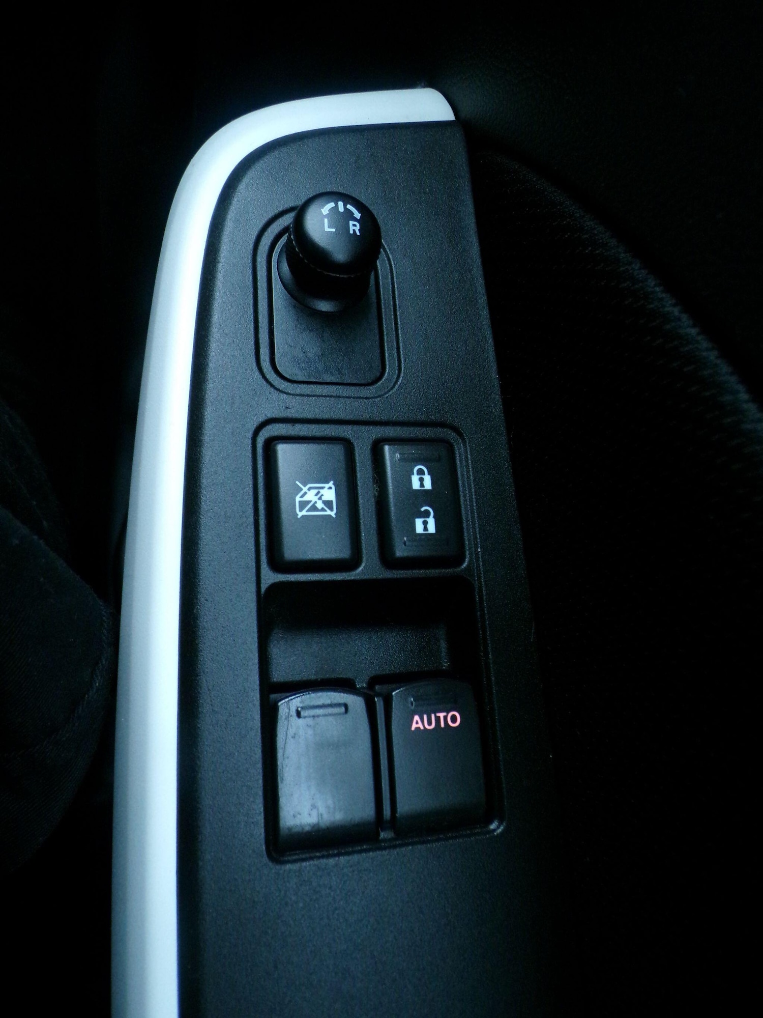 Used Suzuki Swift 2023 for sale - 77238564: Photo 18