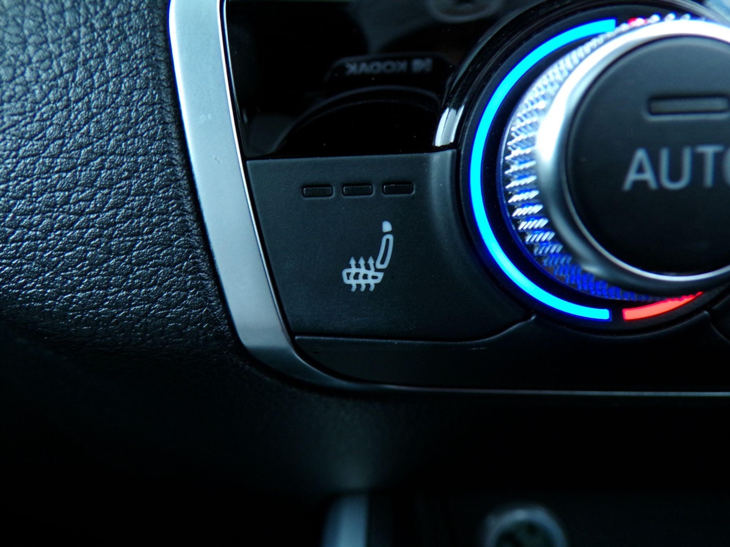 Used Audi Q2 for sale - 77511200: Photo 17