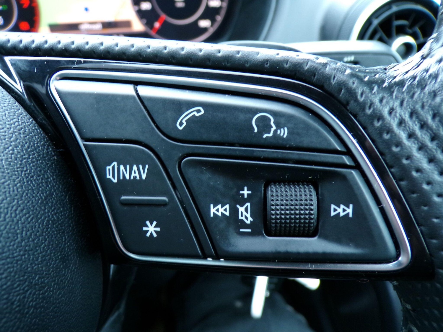 Used Audi Q2 for sale - 77511200: Photo 22