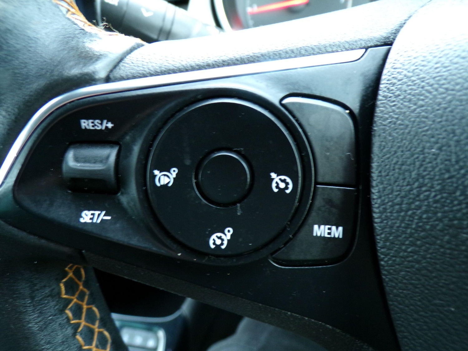 Used Vauxhall Crossland X 2019 for sale - 76727833: Photo 21