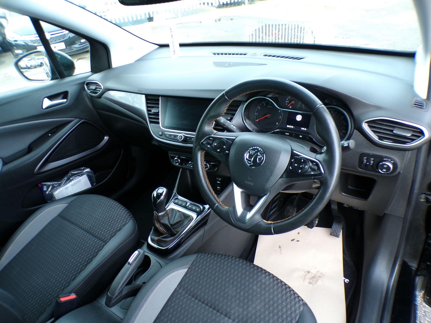 Used Vauxhall Crossland X 2019 for sale - 76727833: Photo 9