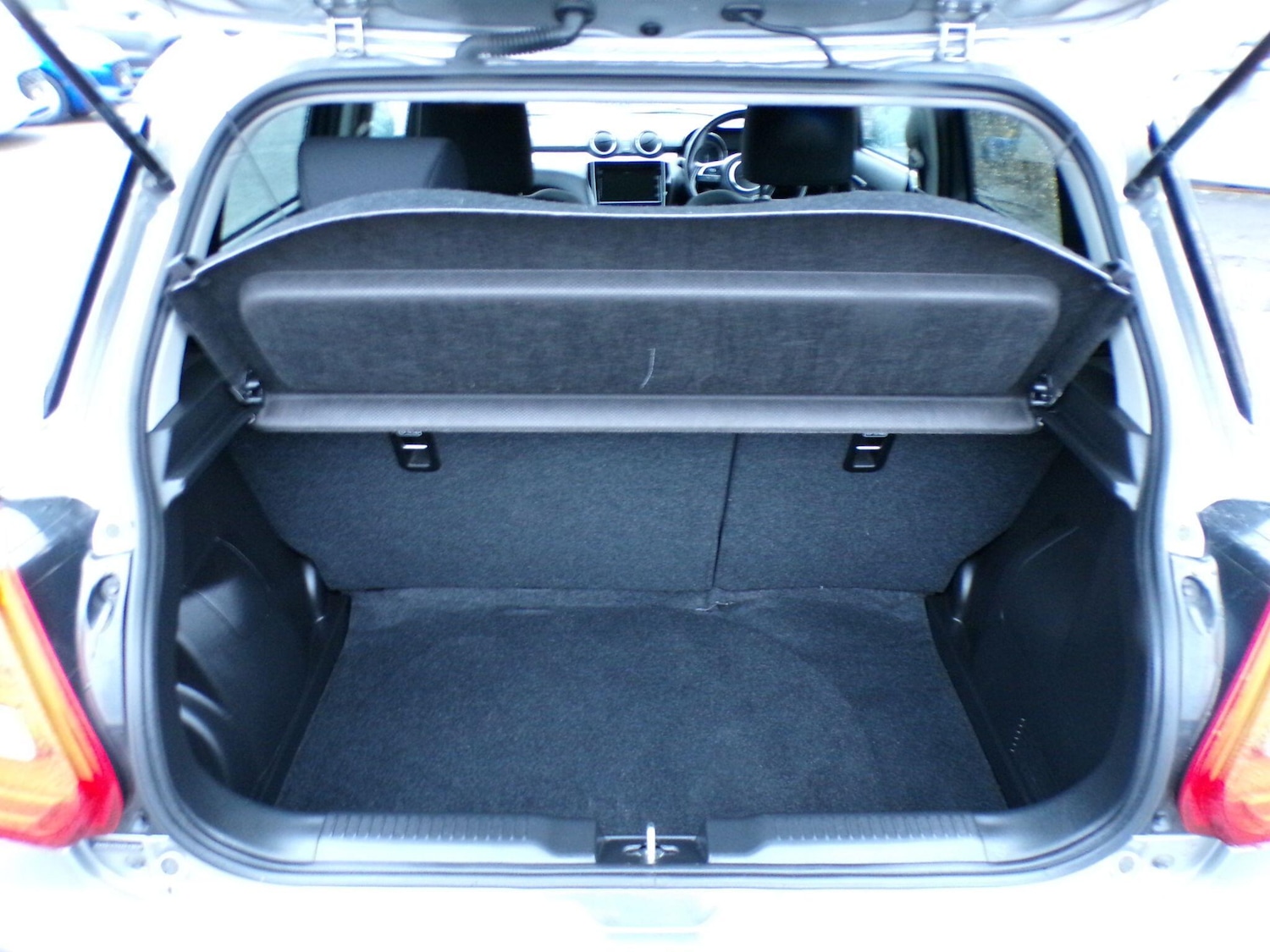 Used Suzuki Swift 2021 for sale - 76953281: Photo 29