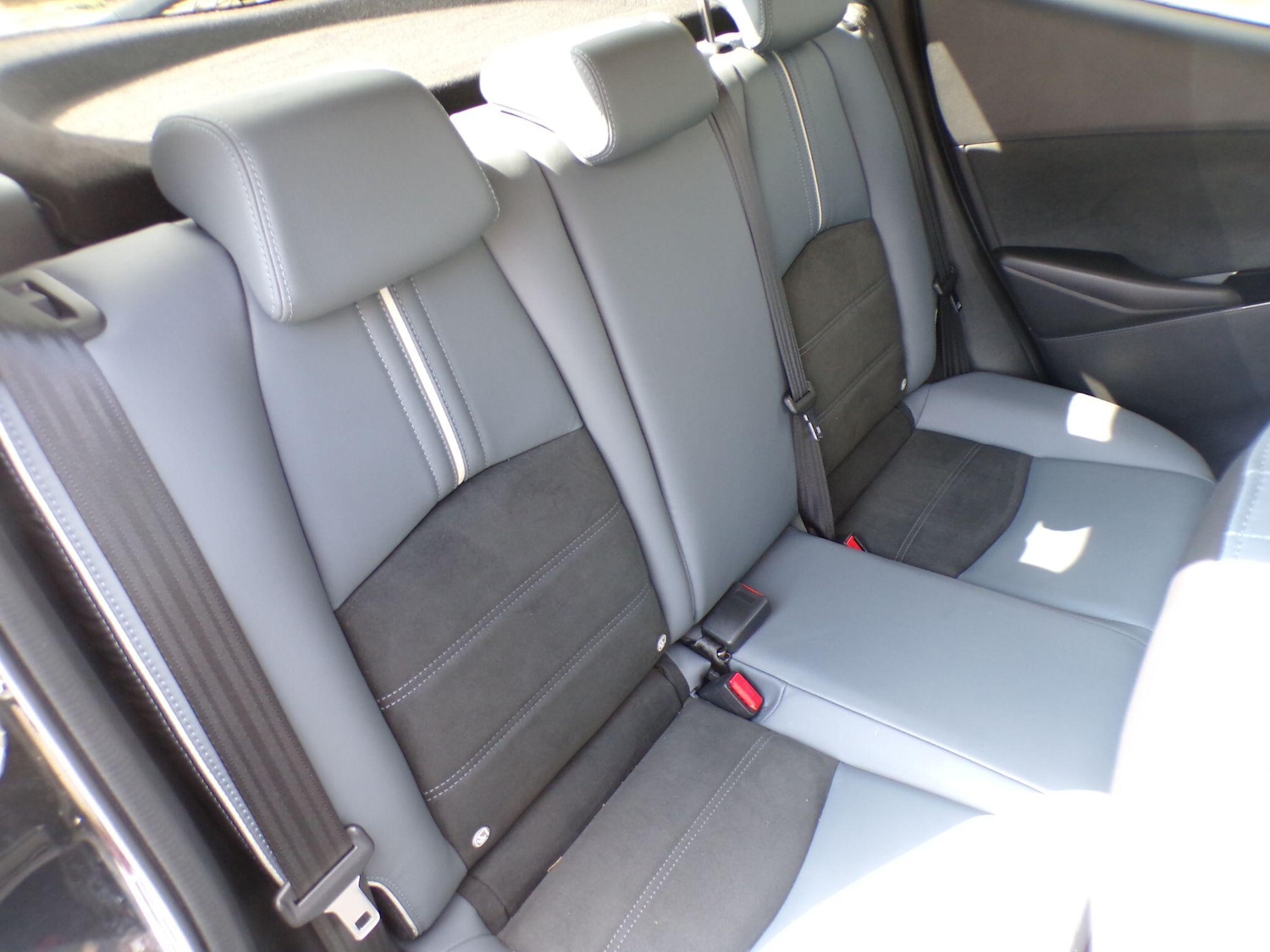 Used Mazda Mazda2 2023 for sale - 77120873: Photo 11