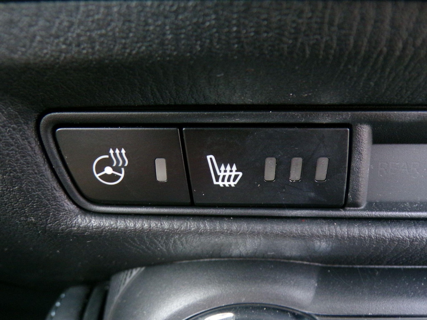 Used Mazda Mazda2 2023 for sale - 77120873: Photo 16