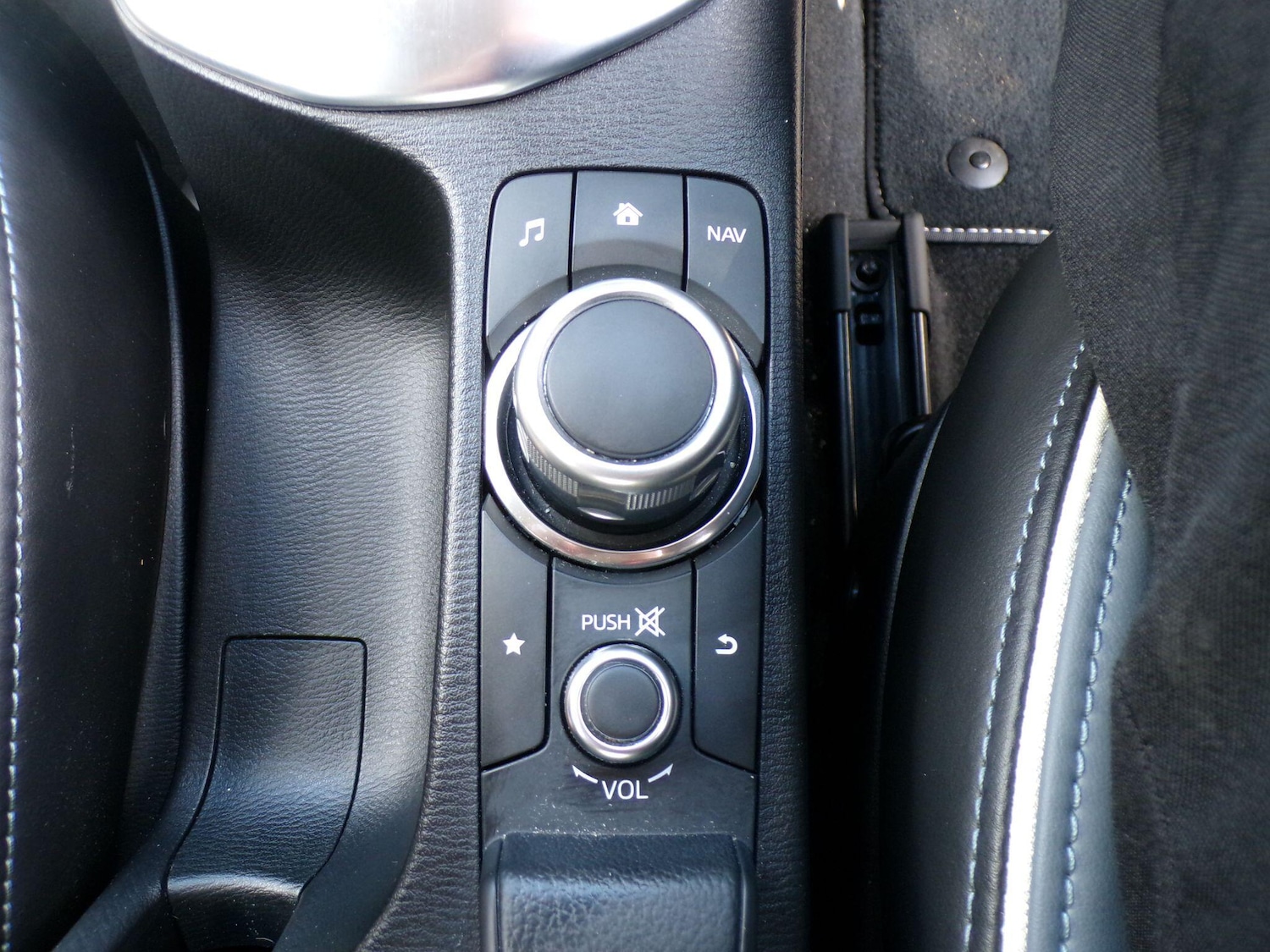 Used Mazda Mazda2 2023 for sale - 77120873: Photo 19