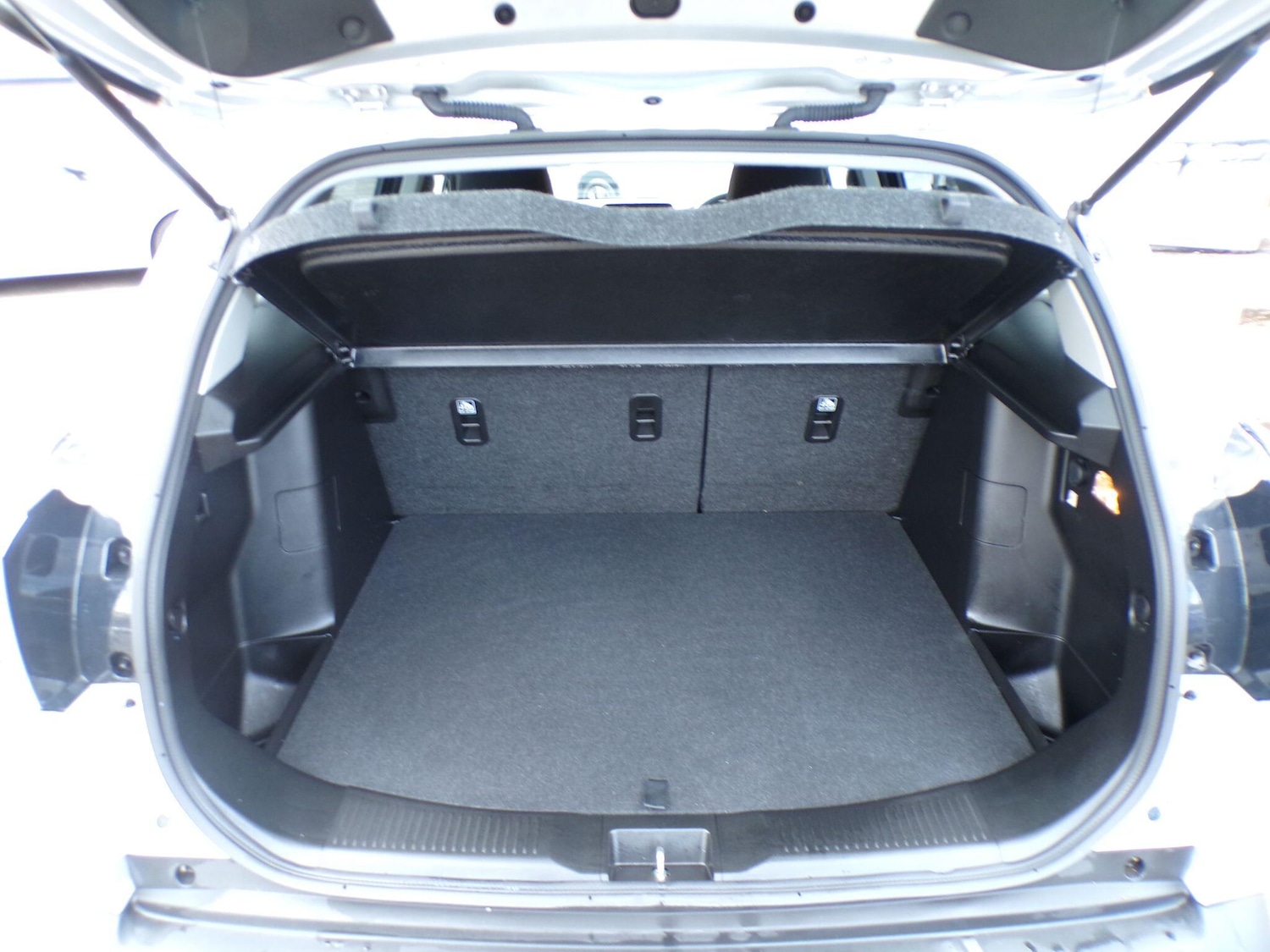 Used Suzuki SX4 S-Cross 2023 for sale - 76499187: Photo 29