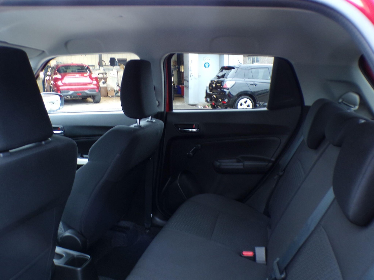 Used Suzuki Swift 2024 for sale - 78148318: Photo 7