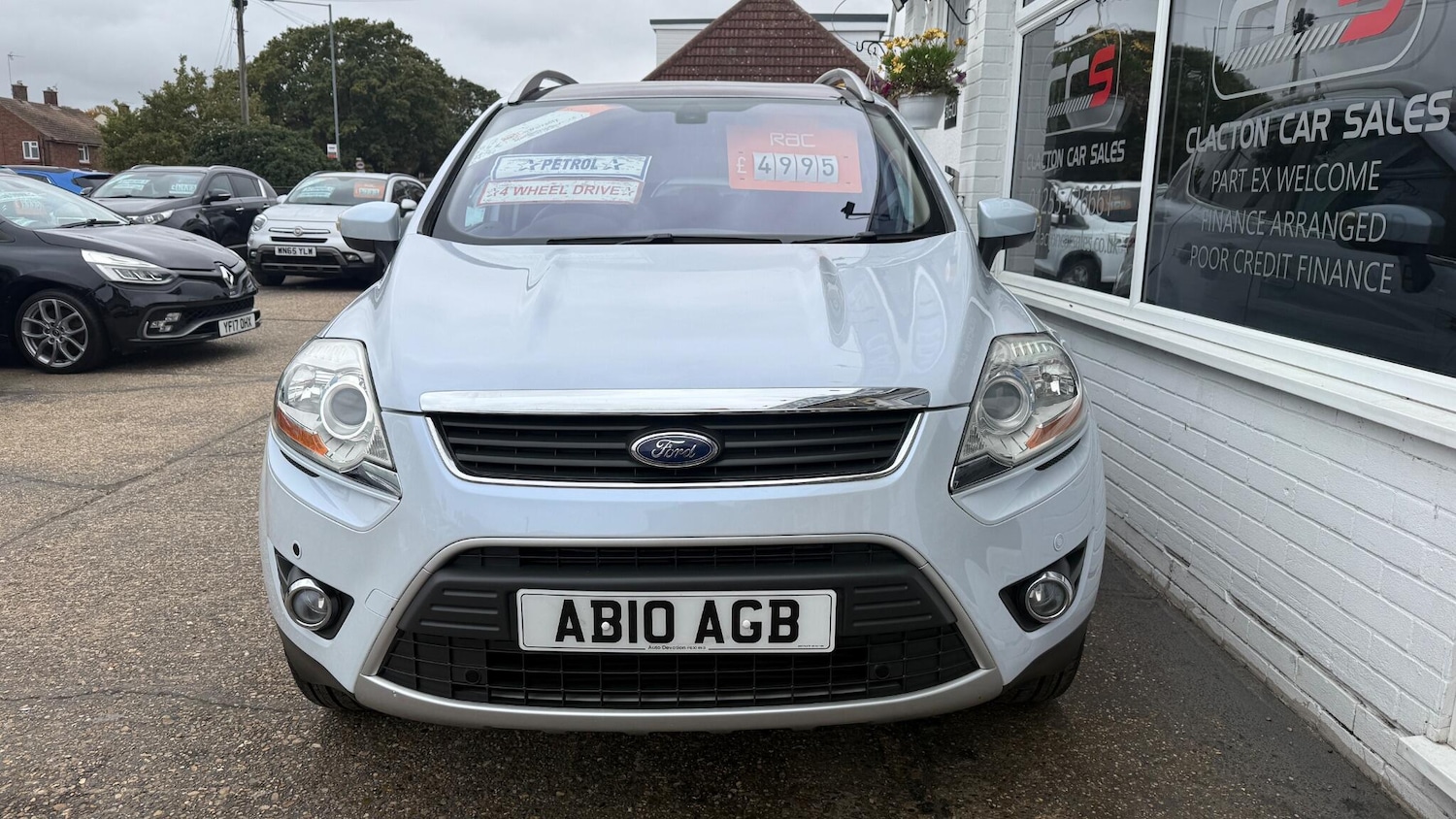 Used Ford Kuga 2010 for sale - 76270868: Photo 2